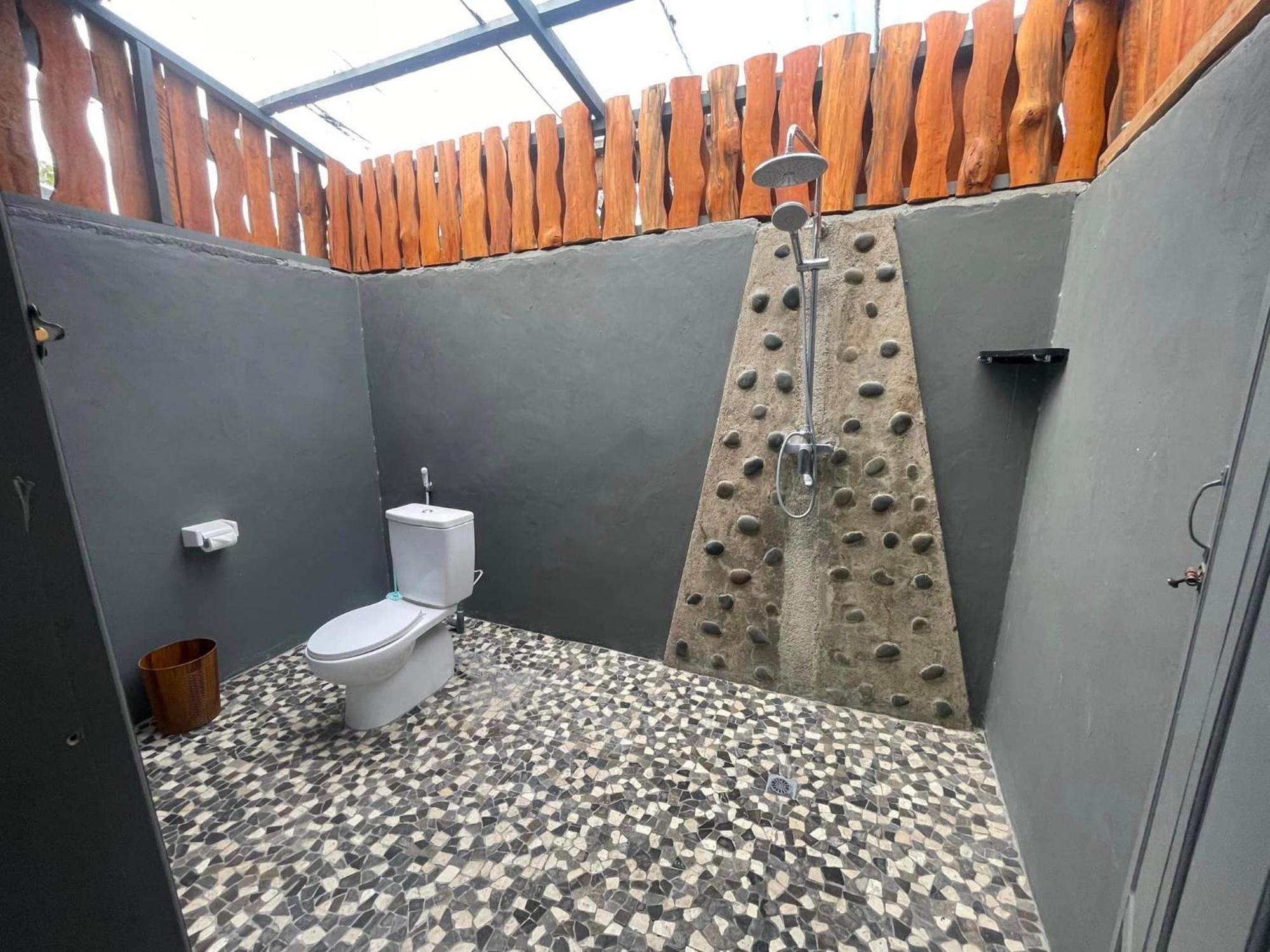Maluk Supersuck Hotel מראה חיצוני תמונה