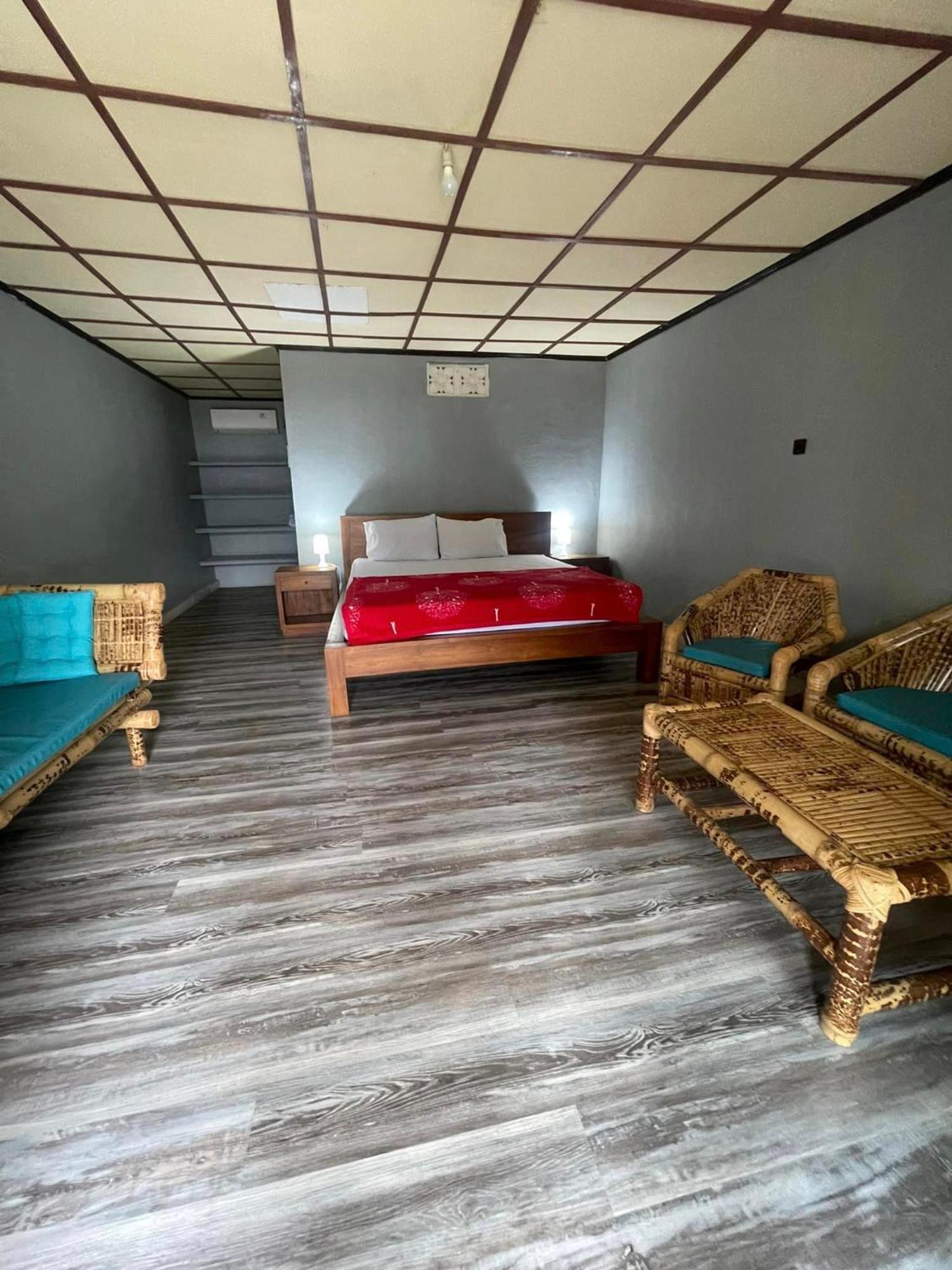 Maluk Supersuck Hotel מראה חיצוני תמונה